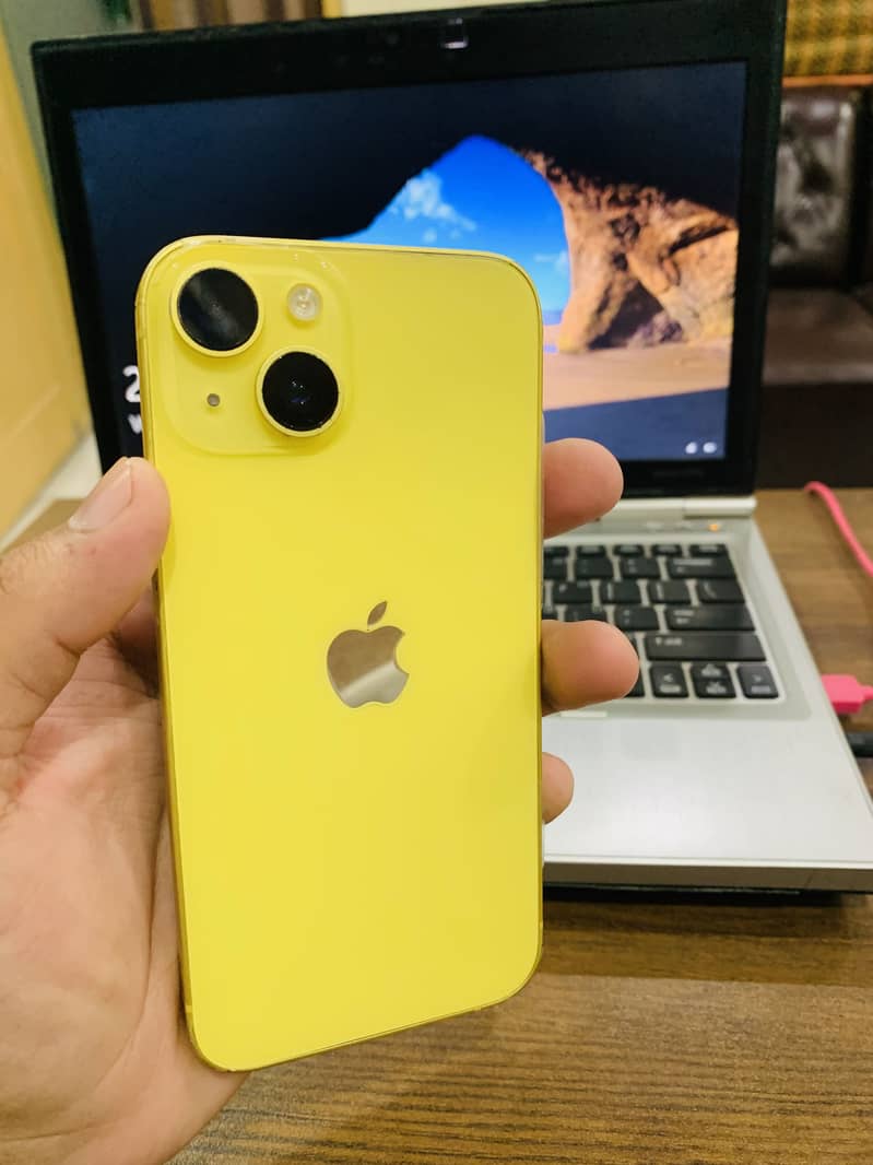 Apple iPhone 14 4