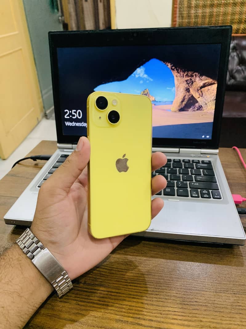 Apple iPhone 14 5