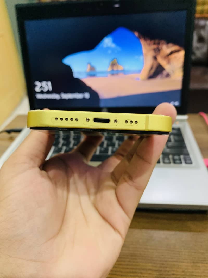 Apple iPhone 14 8