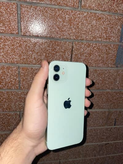 Apple iPhone 12