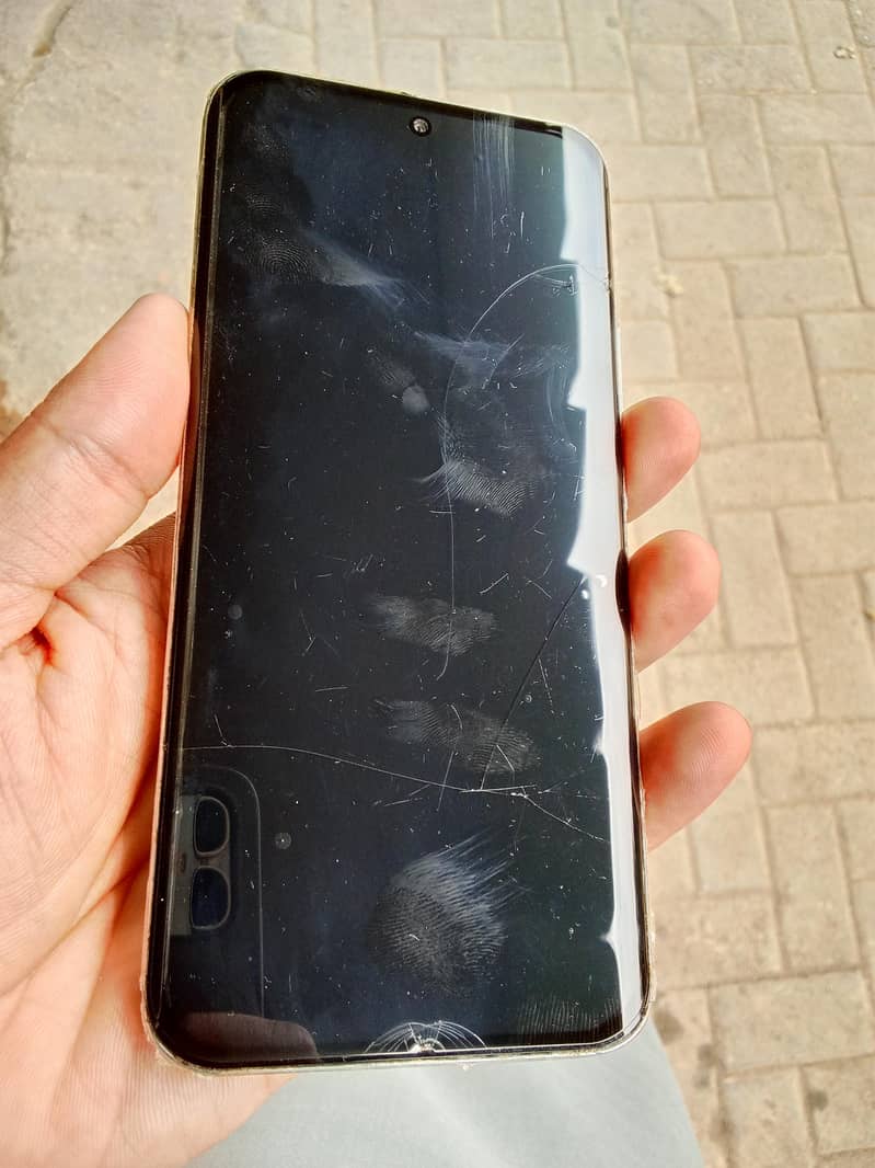 Tecno Spark 40 Pro Plus 4
