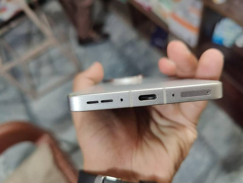 One Plus 13R 6