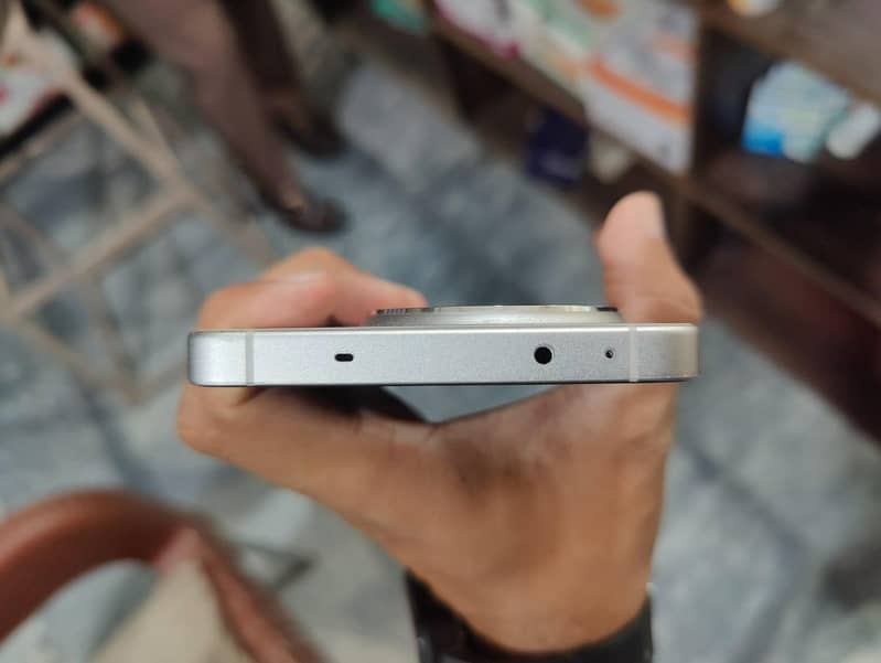 One Plus 13R 7
