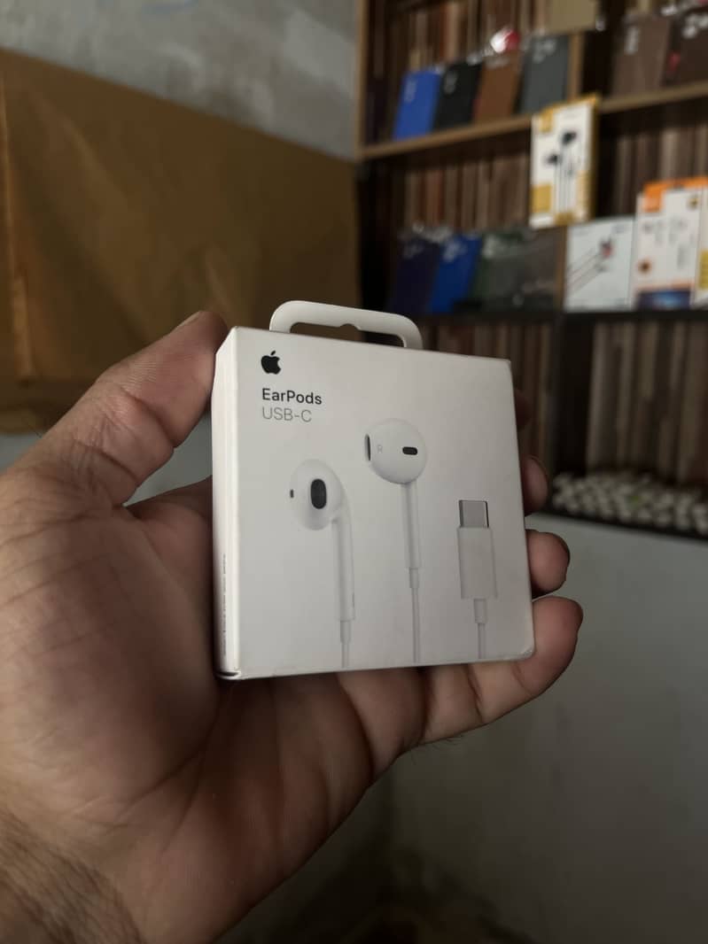 Earpods (USB-C) 2