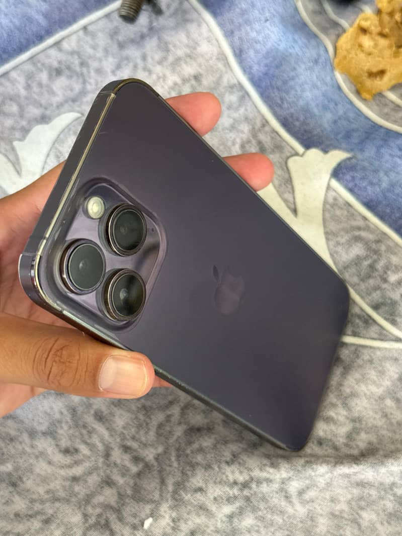 Apple iPhone 14 Pro Max 2