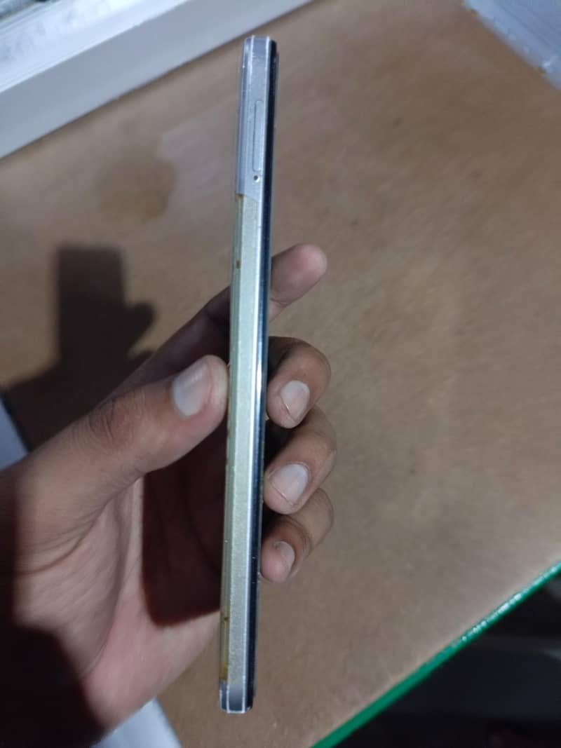 Infinix Note 11 8