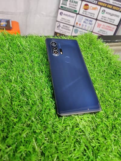 Motorola Edge Plus