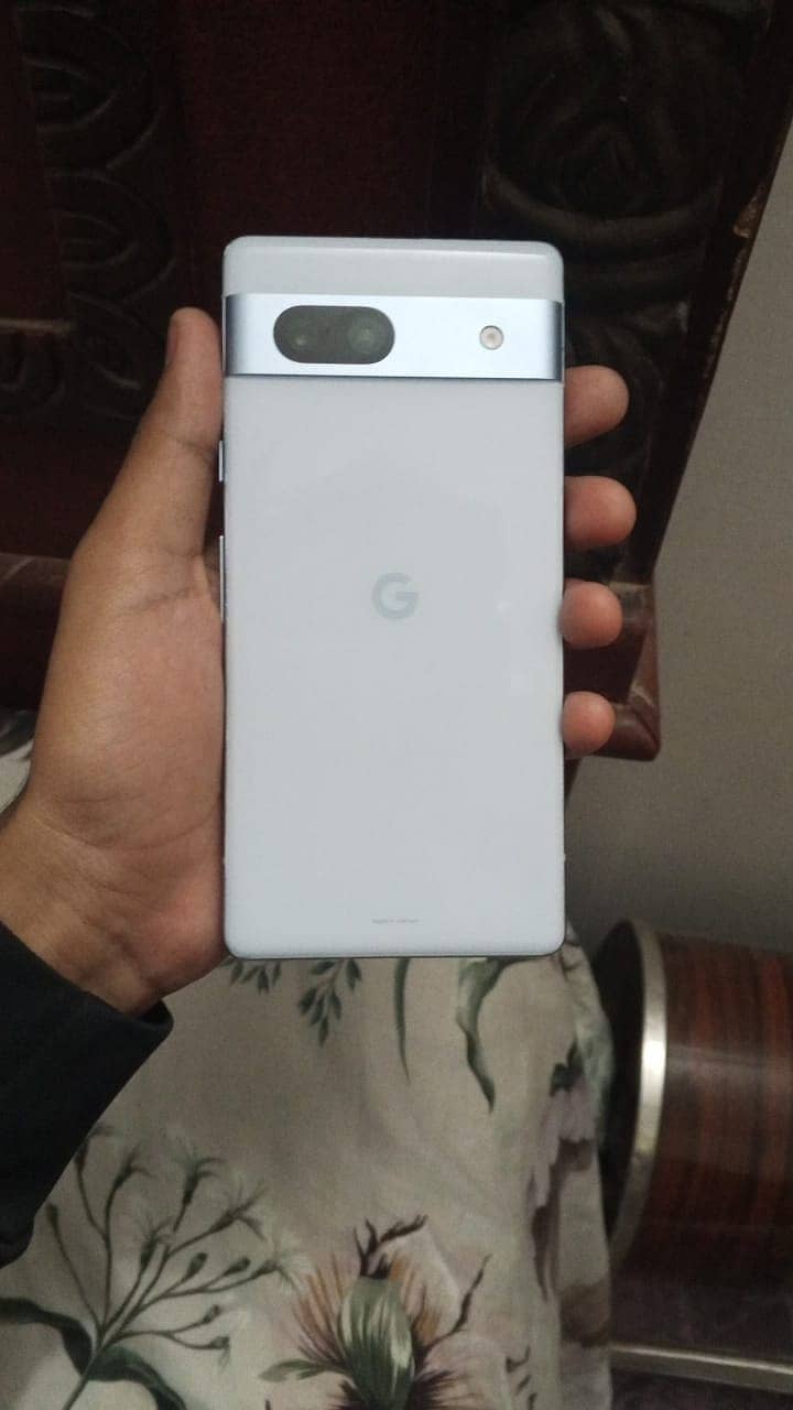 Google Pixel 7a 1