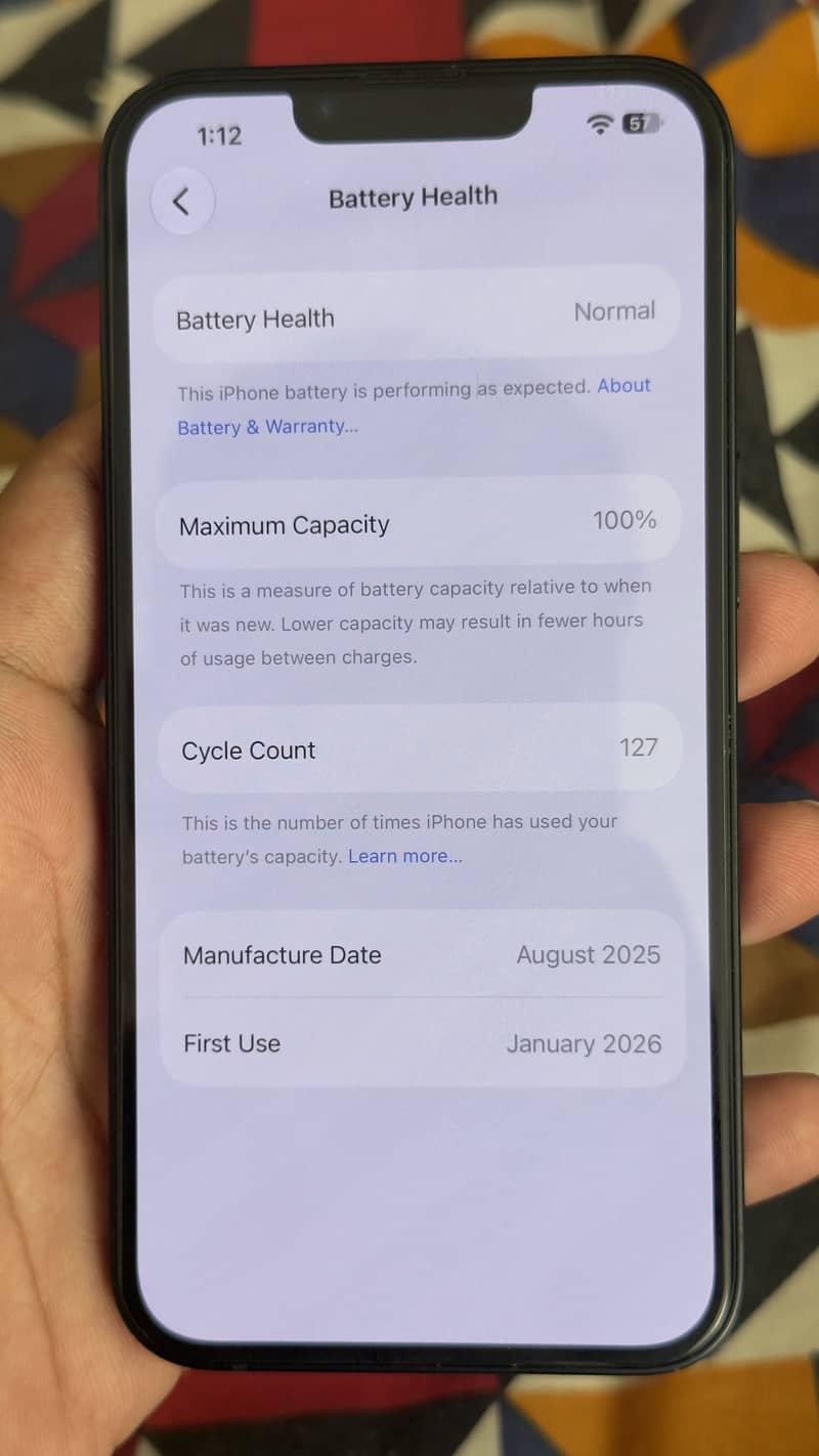 Apple iPhone 16e 0