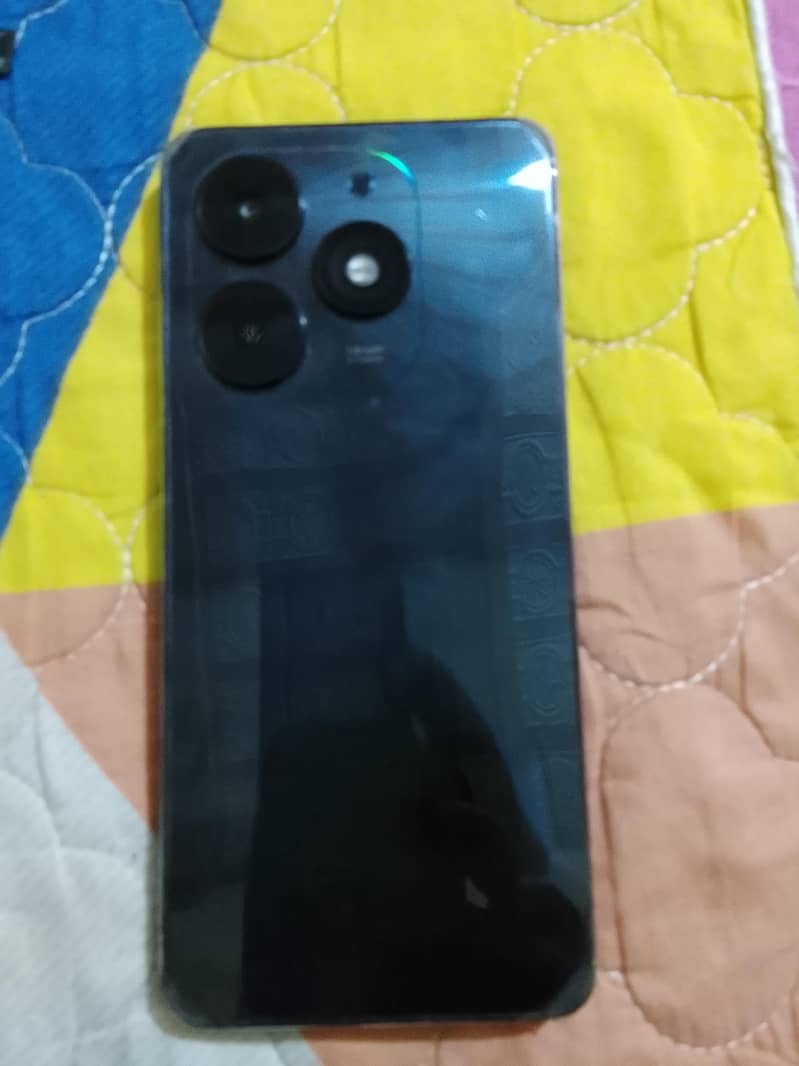 Tecno Spark Go 1