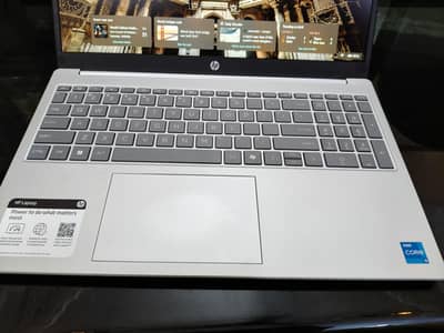 New HP Laptop 15 Touchscreen 13th Gen Core i5