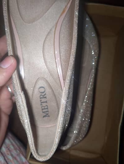 metro brand shose for sale