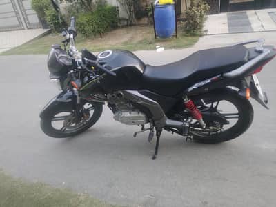 Suzuki GSX 125 – Excellent Condition | Only 9,400 KM Driven