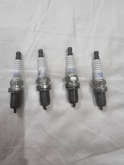 NGK Laser Iridium IZFR6K-13 Spark Plugs (Used)