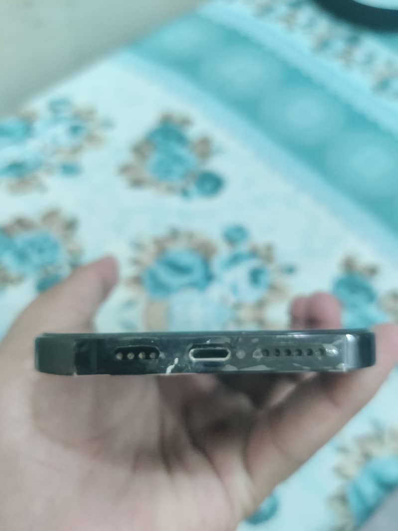 Apple iPhone 14 Pro Max 7