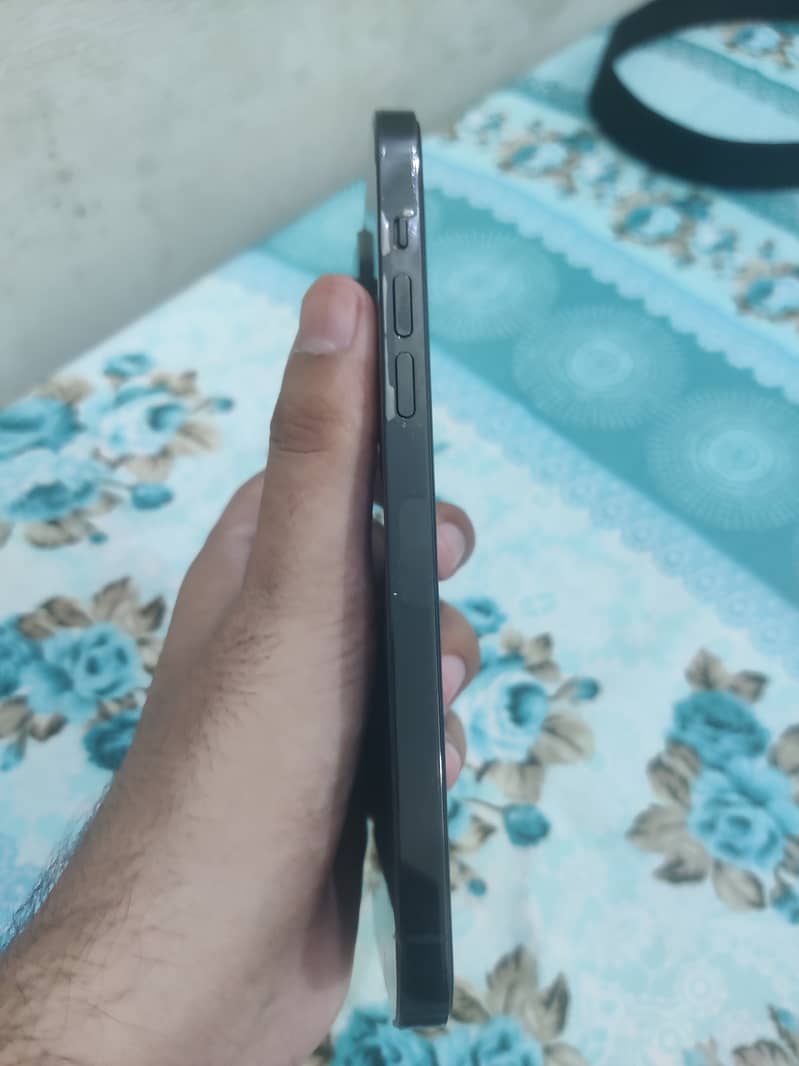 Apple iPhone 14 Pro Max 8