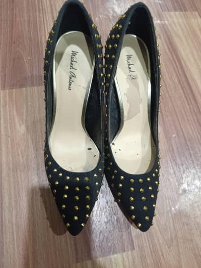 Michael Antonio American brand heels