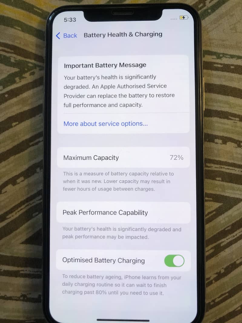 Apple iPhone X 4