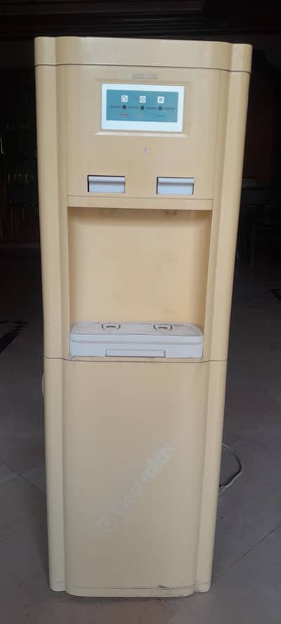 Water Dispenser