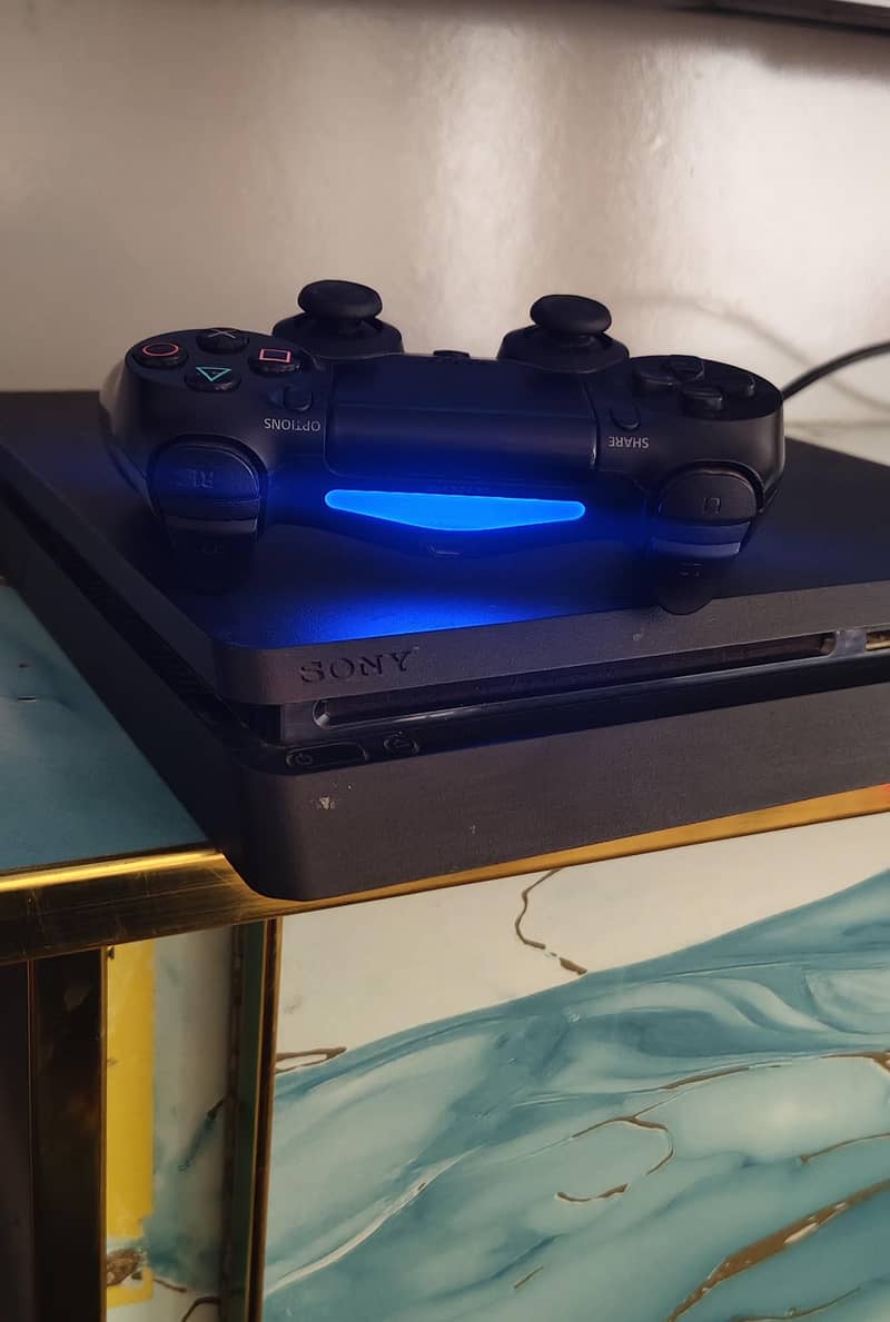 PS 4 Slim 0