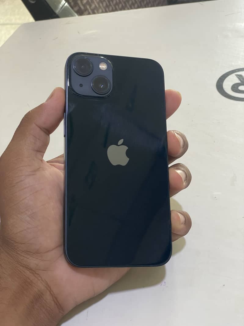 Apple iPhone 13 1