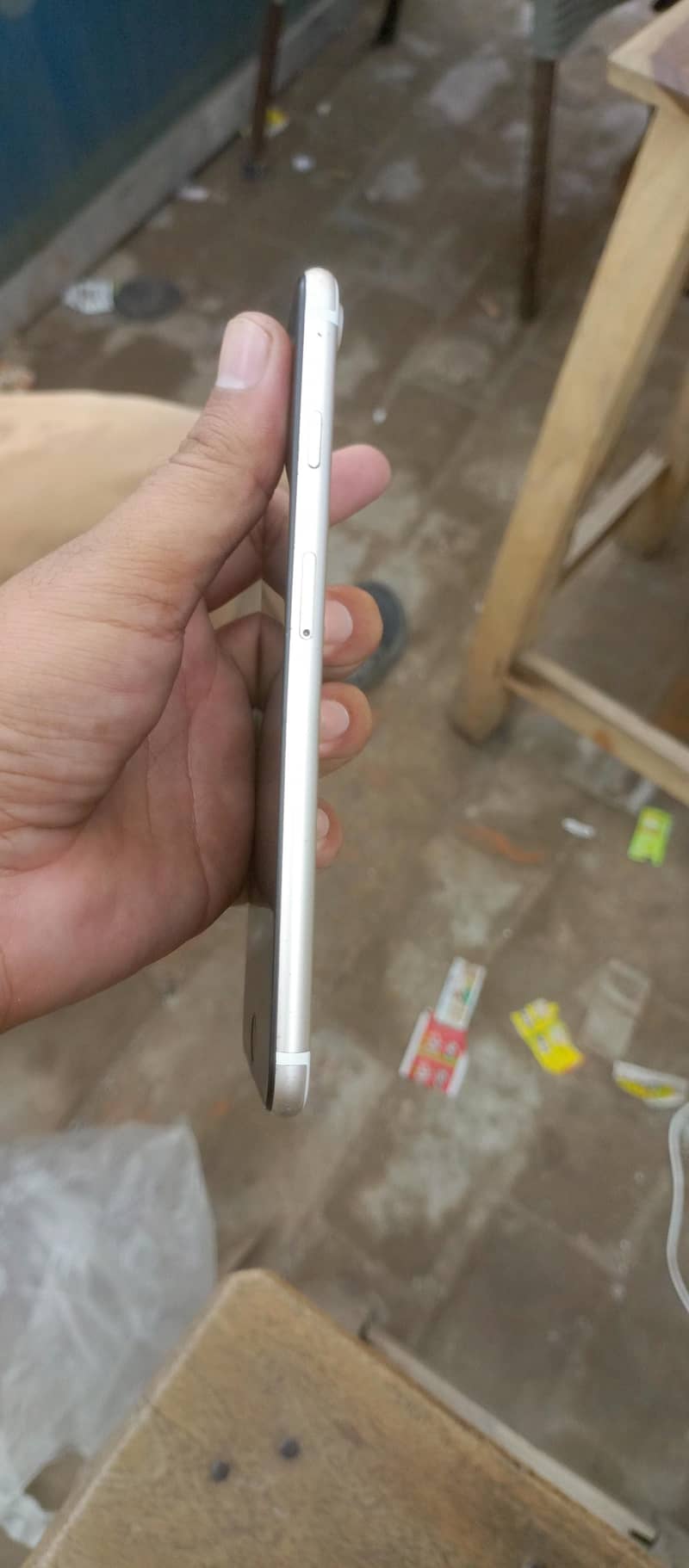 Apple iPhone 7 Plus 0