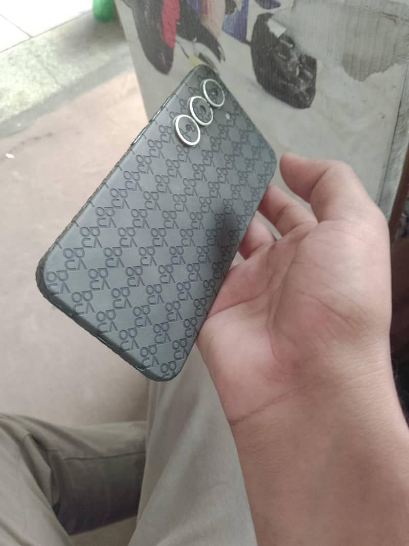 Tecno spark 40 pro 4