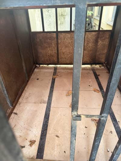 Dog cage for sale