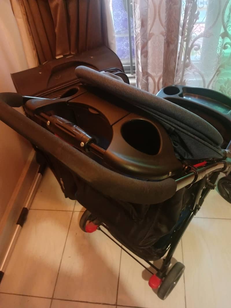 excellent condition pram 3