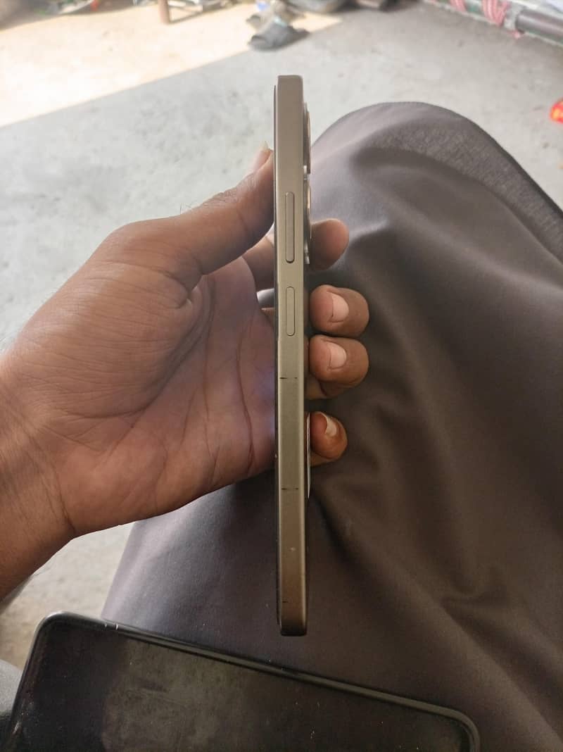 OPPO A5 Pro 1