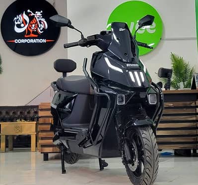Evee Sqube Scooty Available On Easy Installment Plan
