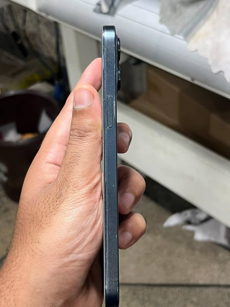 Apple iPhone 12 Pro Max 2