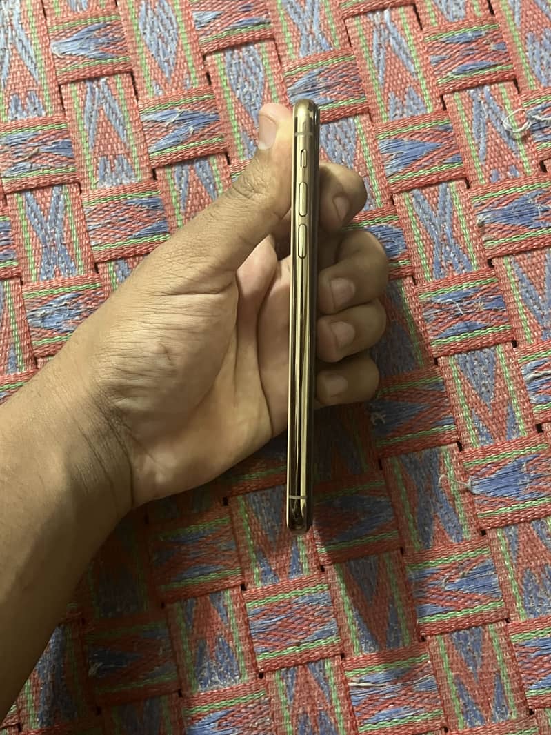 Apple iPhone XS 2