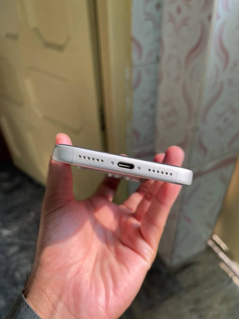 iPhone 17 pro max 6