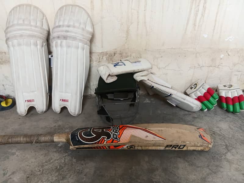 Used cricket kit 0