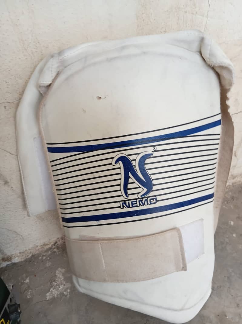 Used cricket kit 3