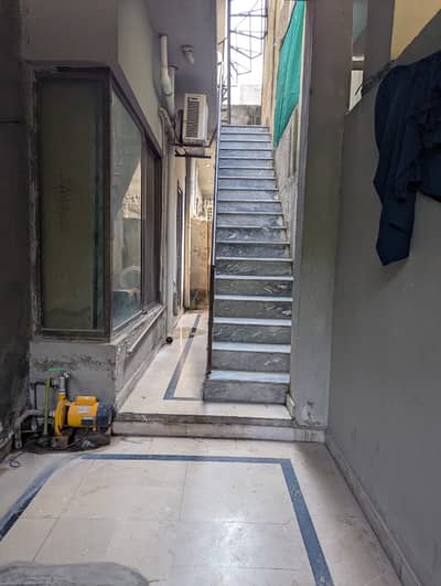 10 Marla Upper Portion Available for Rent