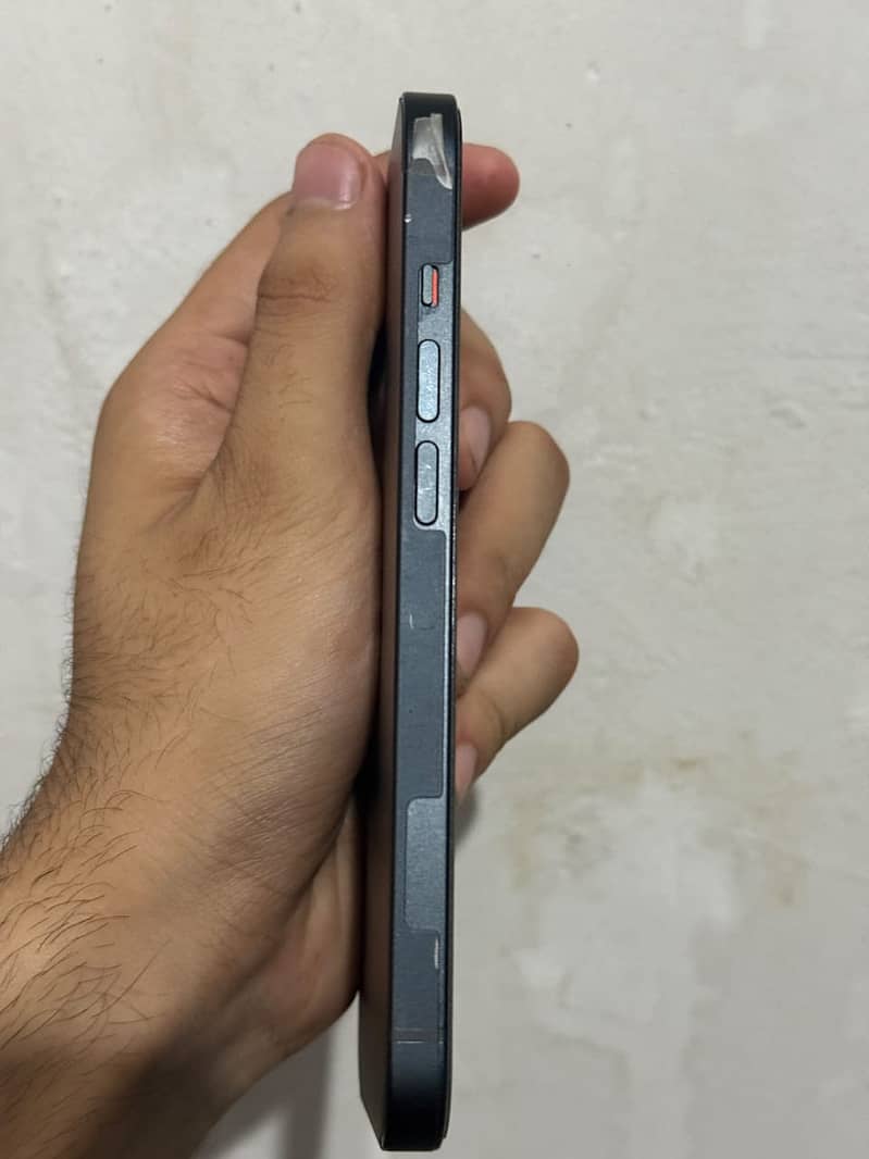 Apple iPhone 14 2