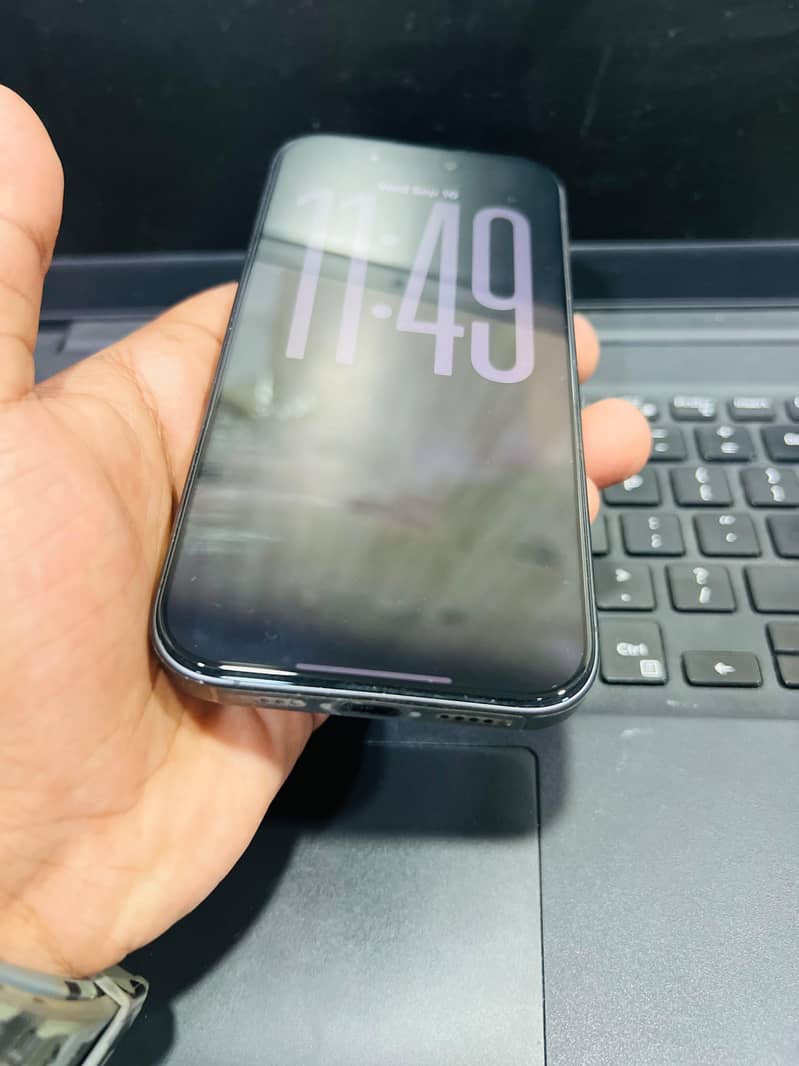 Apple iPhone 17 2