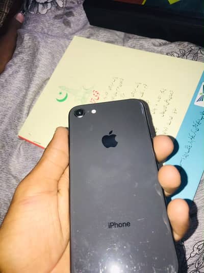 Apple iPhone 8