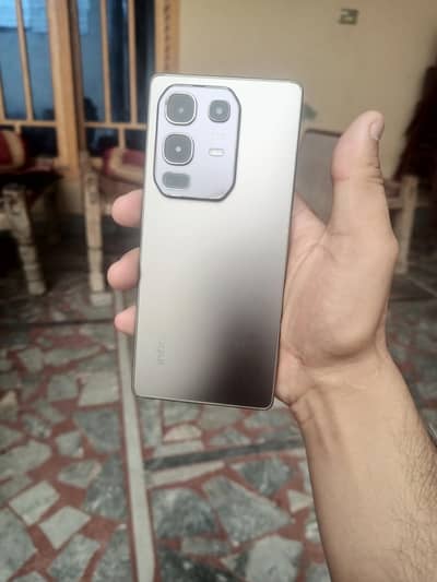 Infinix Note 10