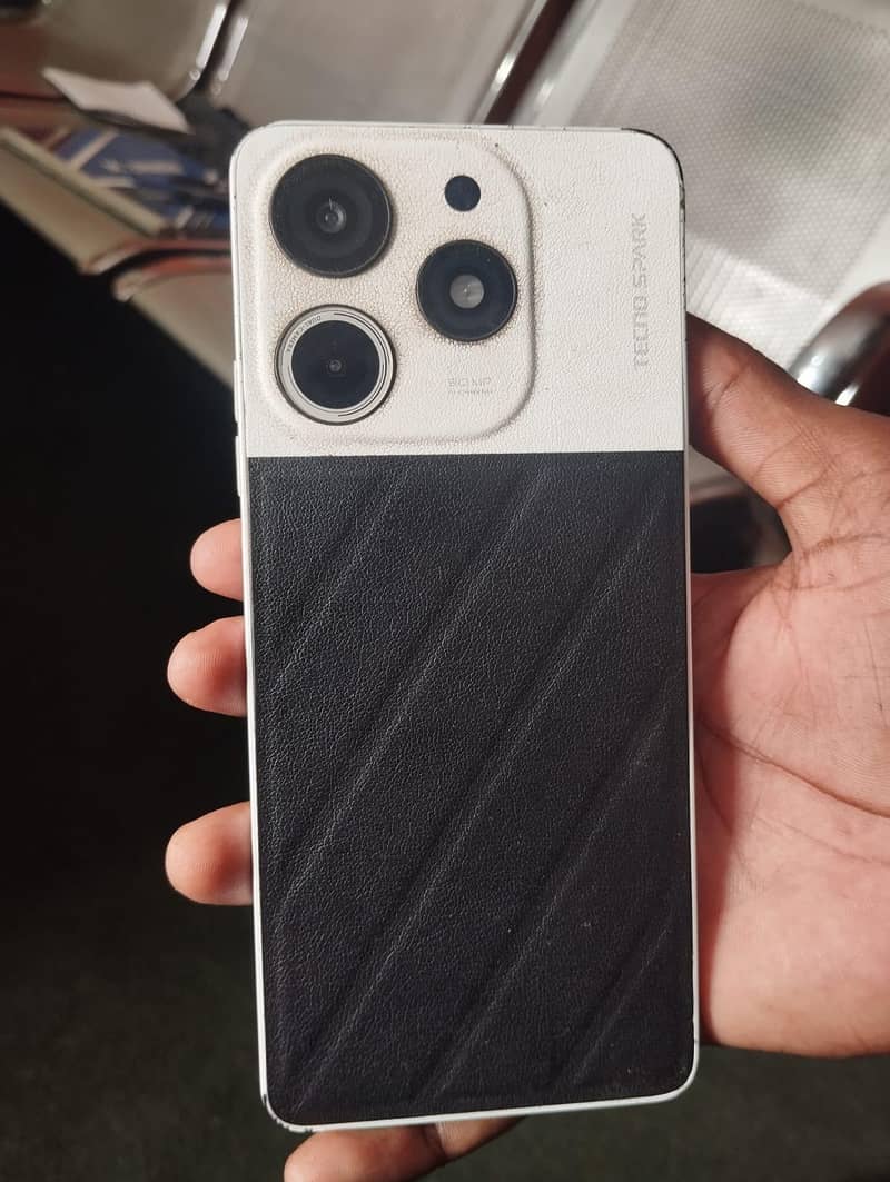 Tecno 0