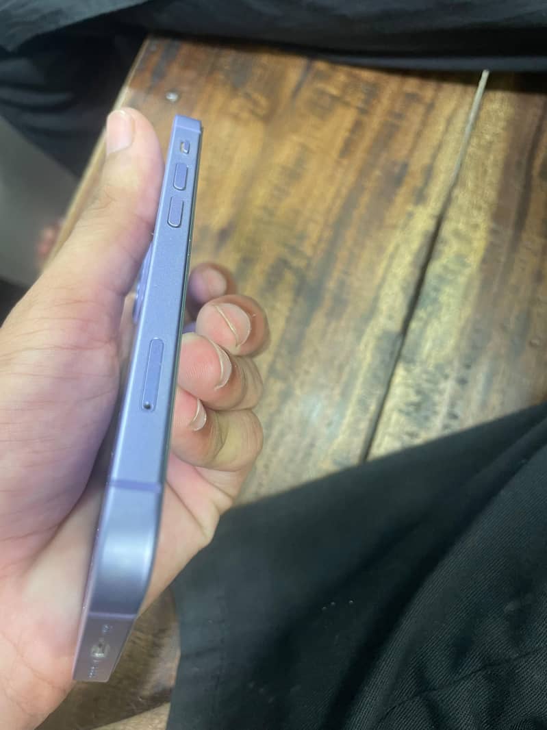 Apple iPhone 12 mini 3