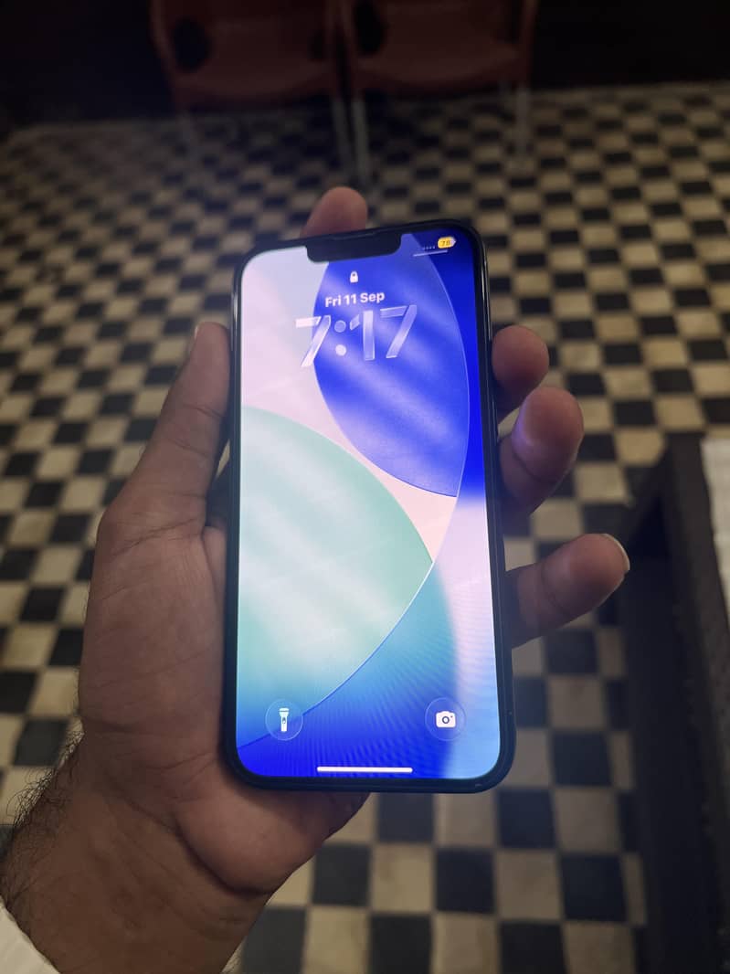 Apple iPhone 14 1