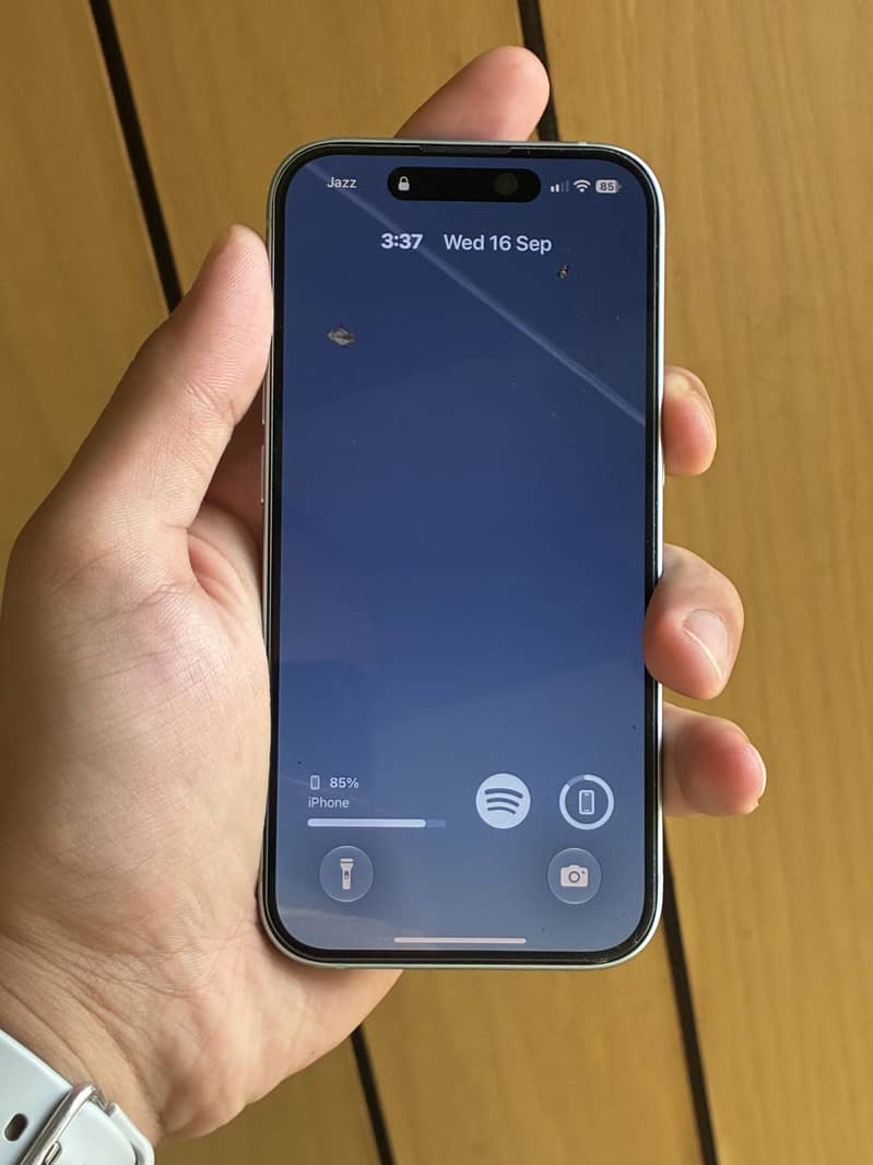 Apple iPhone 15 3