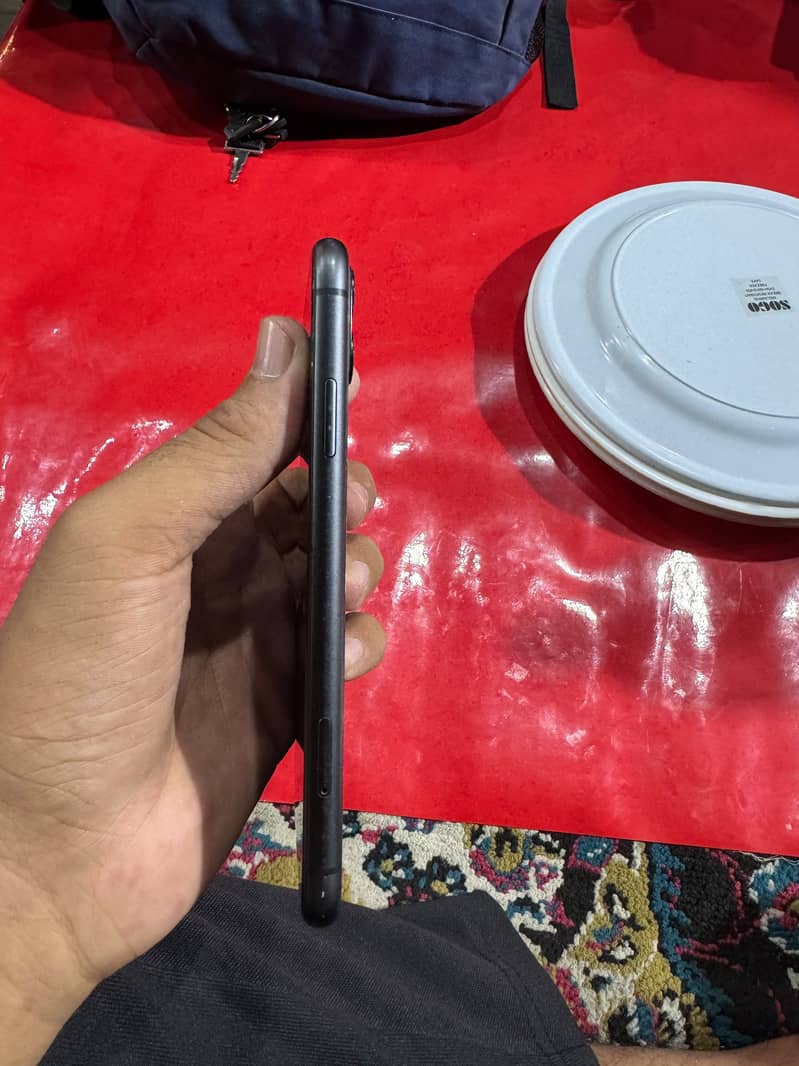 Apple iPhone 11 1