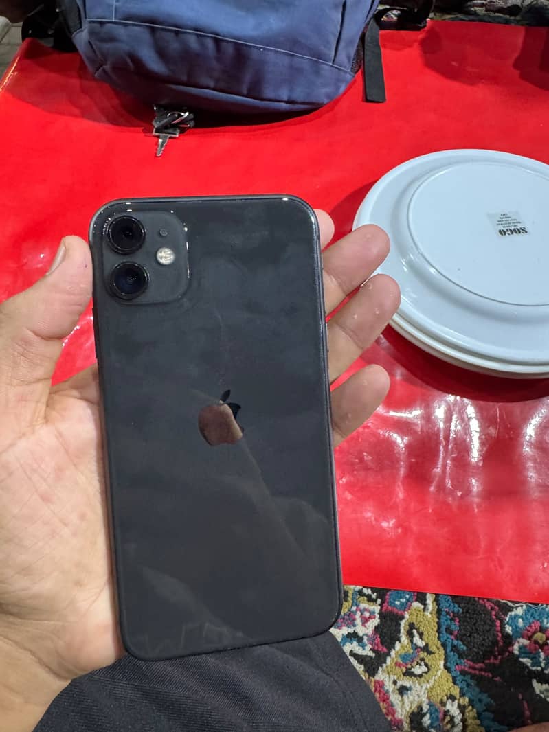 Apple iPhone 11 3