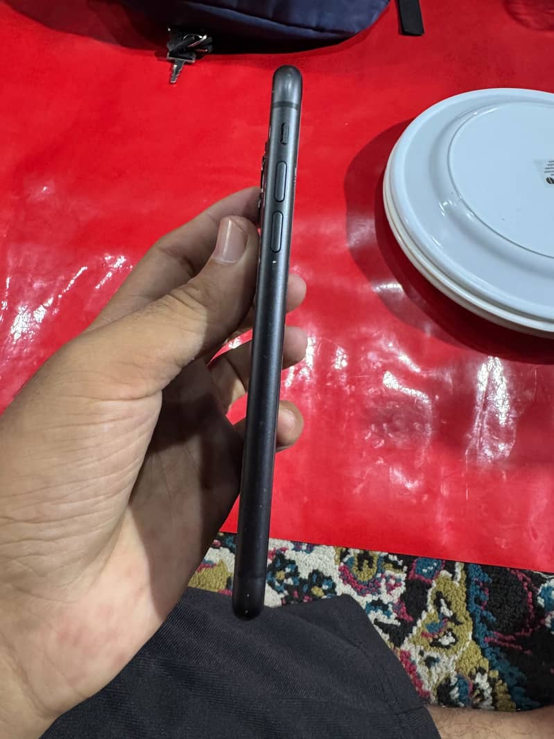 Apple iPhone 11 5
