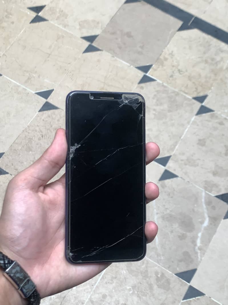 OPPO A83 3