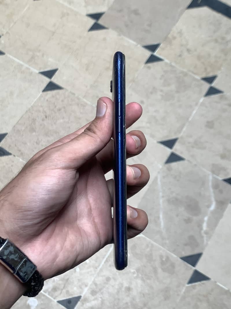 OPPO A83 4